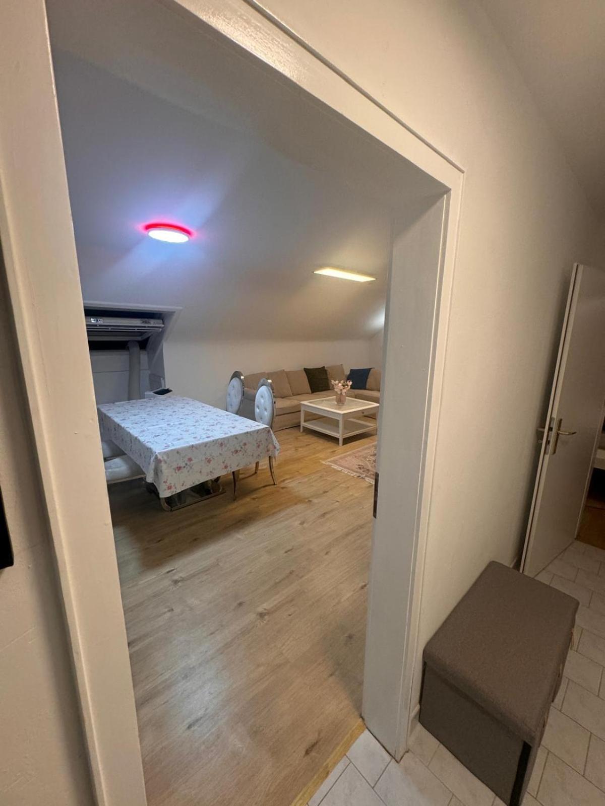 Am Auepark Apartment Касел Екстериор снимка